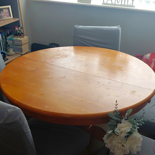 Round brown solid wood - brown,