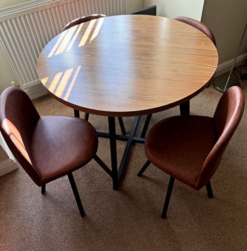 Round medium wood - medium, dining